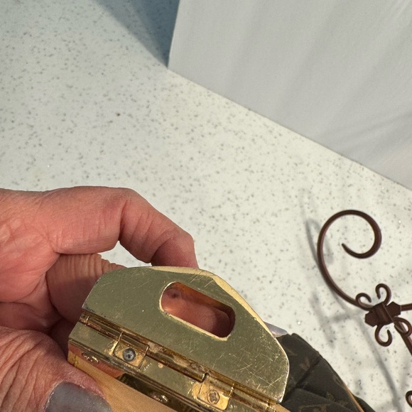 LV Etoile City Pm - Picture 8 of 11